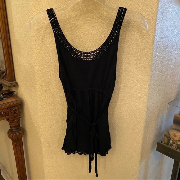 BANANA REPUBLIC Women Black Semi-Sheer Crochet Tank Top Size Small - Picture 5 of 10